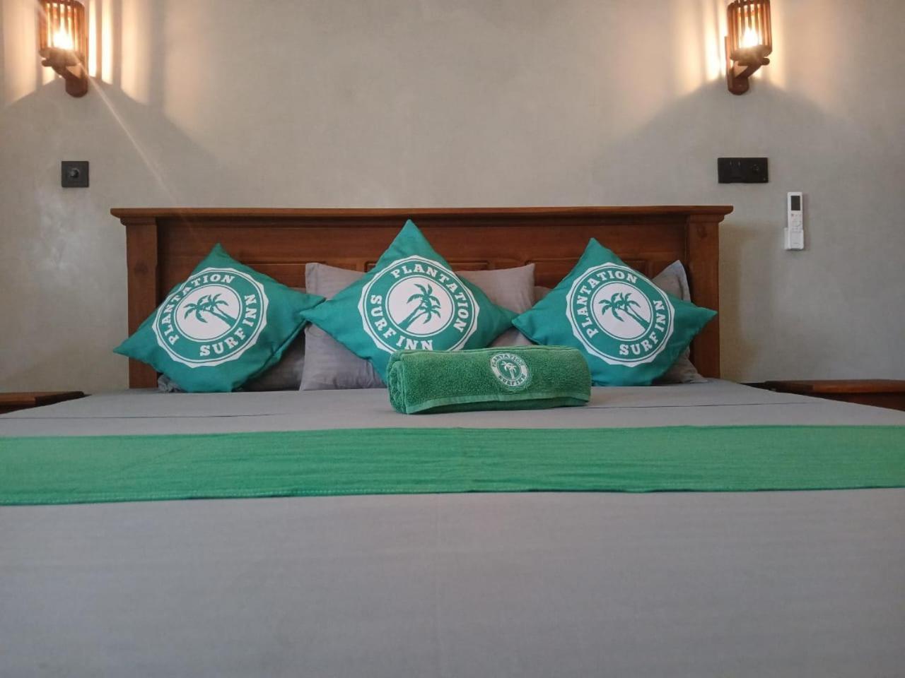 Plantation Surf Inn & Restaurant - Midigama Midigama East Quarto foto